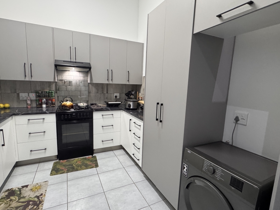 3 Bedroom Property for Sale in Hartenbos Heuwels Western Cape